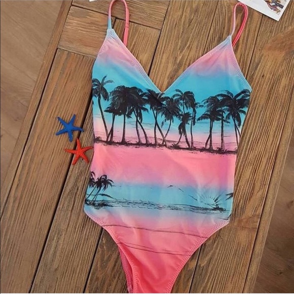 GORGEOUS NWT ZARA Hawaiian Print Swimsuit - Picture 5 of 7